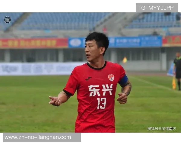 激情四溢的足球娱乐赛邀您共襄盛举尽享运动魅力与团队精神的完美结合 激情四溢的足球娱乐赛邀您共襄盛举尽享运动魅力与团队精神的完美结合